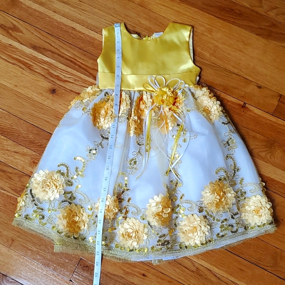 Toddler party dress - Picture 3 of 11